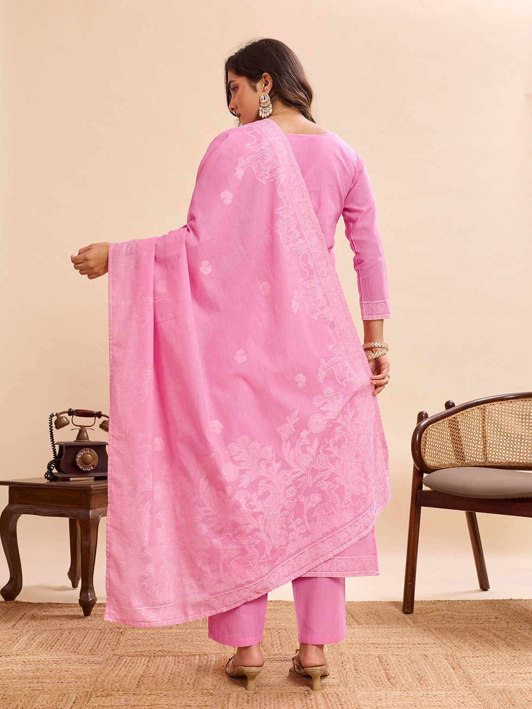 Presenting New NK Series High Quality Top Fabric: Pure Cotton 100% Work: Jacquard Work Neck: Round Neck