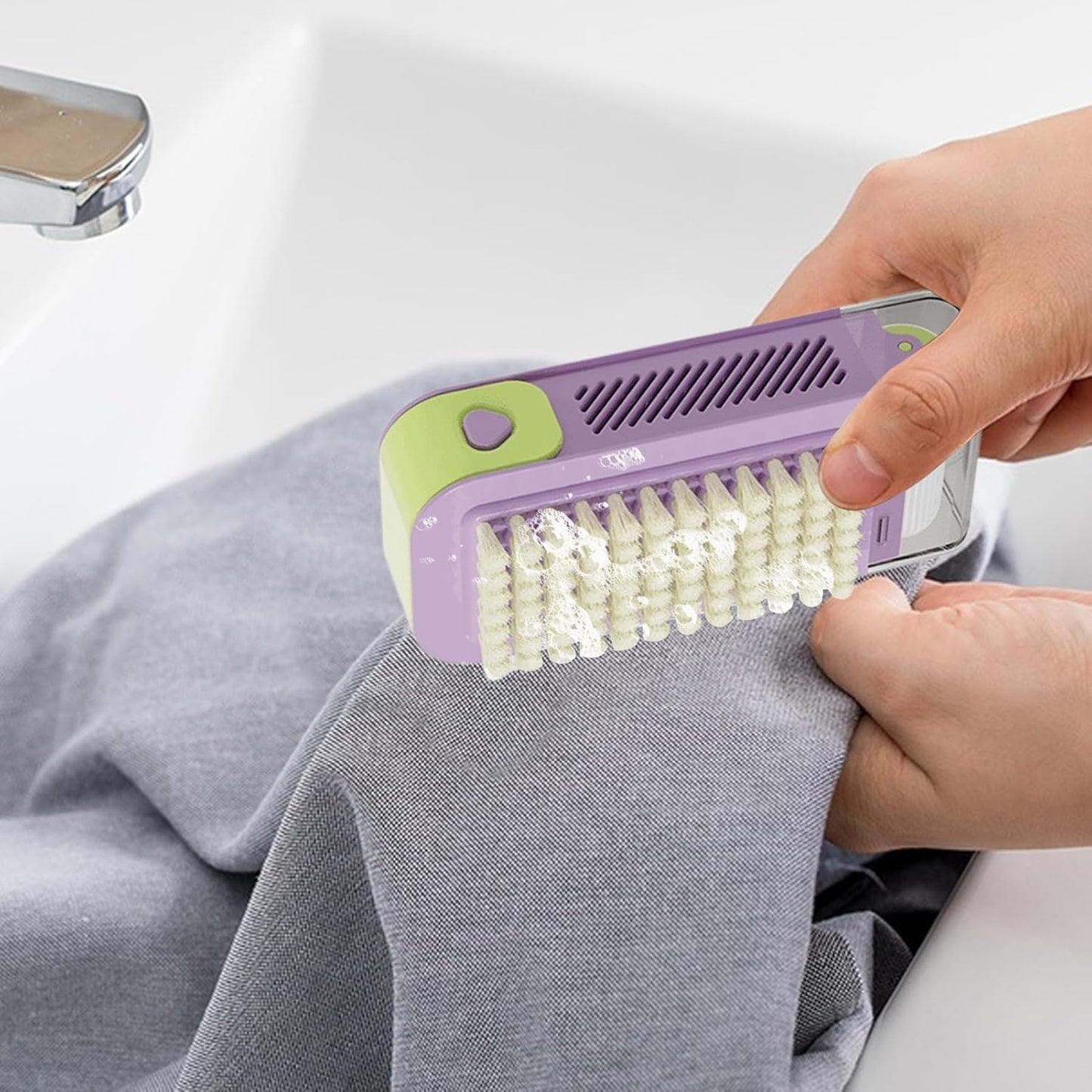 Multifunctional Soap Dispenser with Roller Brush Compact Foam Case for Laundry, Travel, Kitchen & Bath Essentials Soap Box Brush Travel Soap Case with Brush