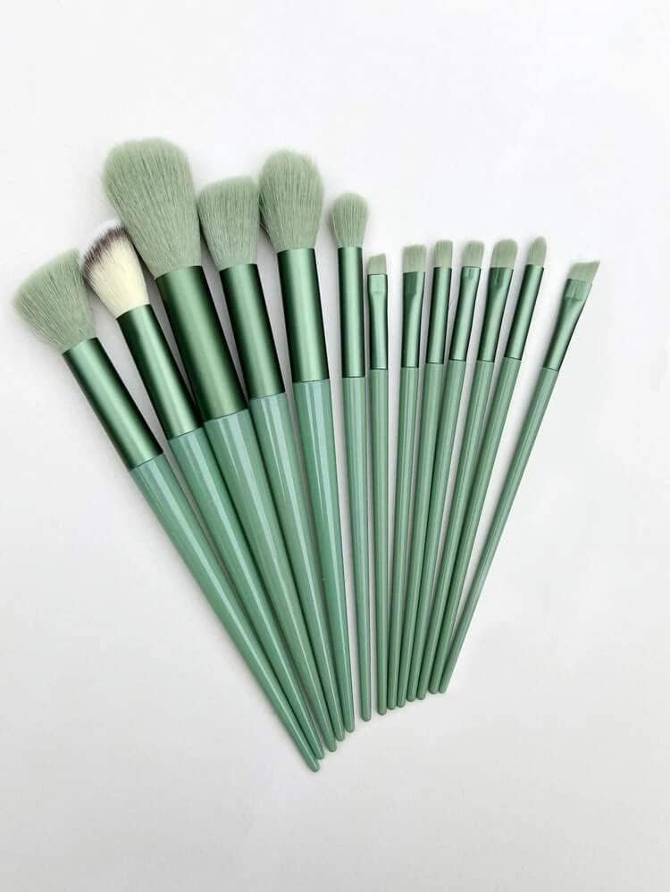 13-Piece Professional Makeup Brush Set with Funnel Bag – Premium Face & Eye Brushes for Foundation, Blending, Contouring, Eyeshadow – Travel-Friendly Cosmetic Tool Kit for Women & Girls