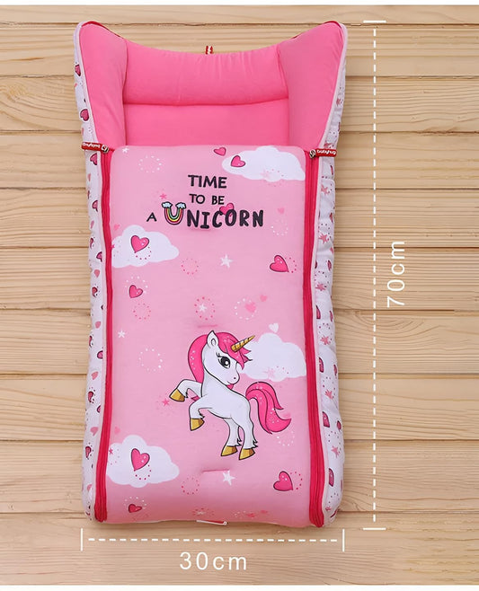 Baby Sleeping Bag with Hood, Zippered Nest for Newborn Infants, Cute Print, Soft and Cosy, for Home, Travel and Stroller Use