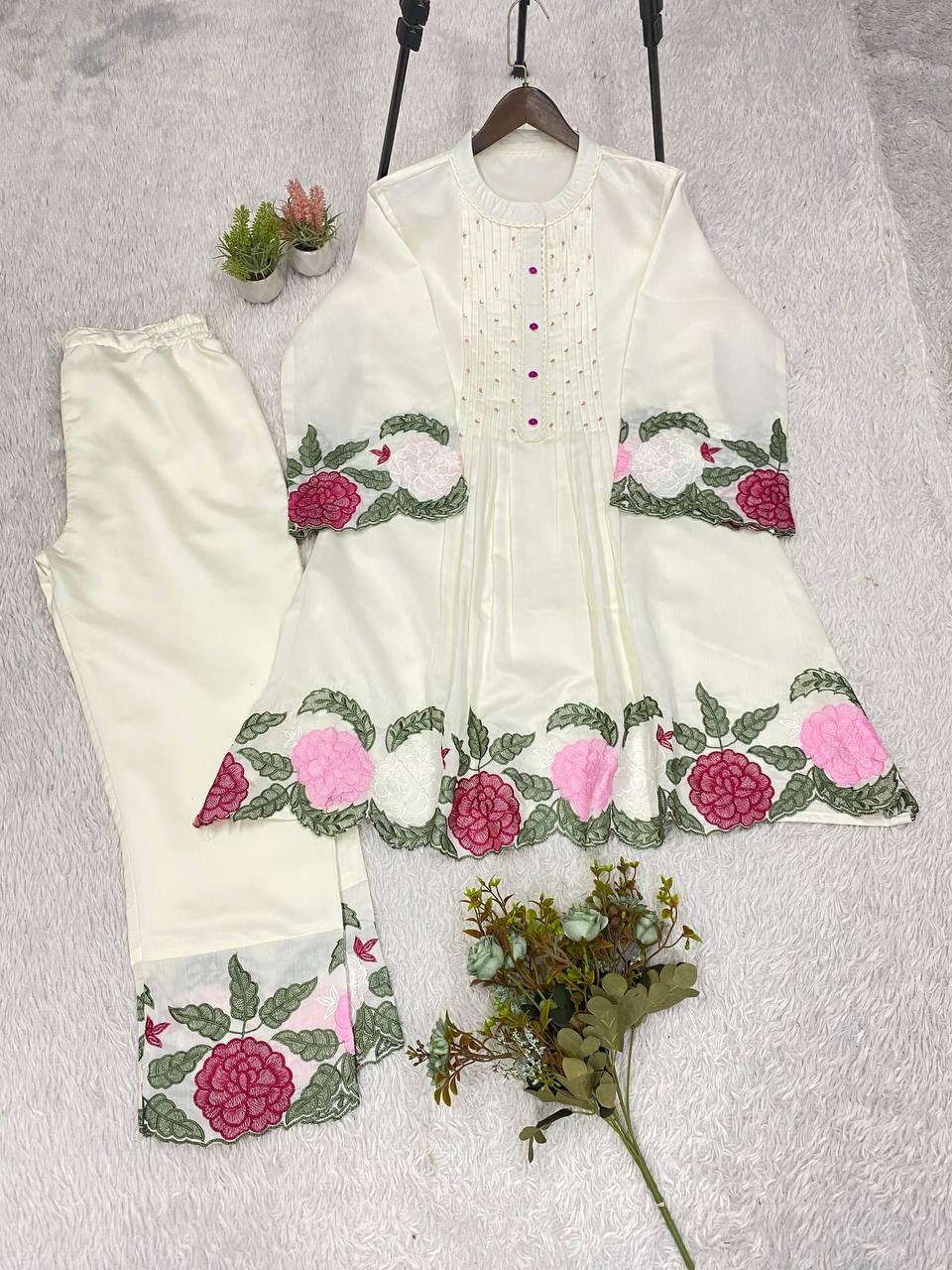 THIS SUMMER SEASON WEAR TRENDY CO-ORD SET WITH EMBROIDERY WORK
