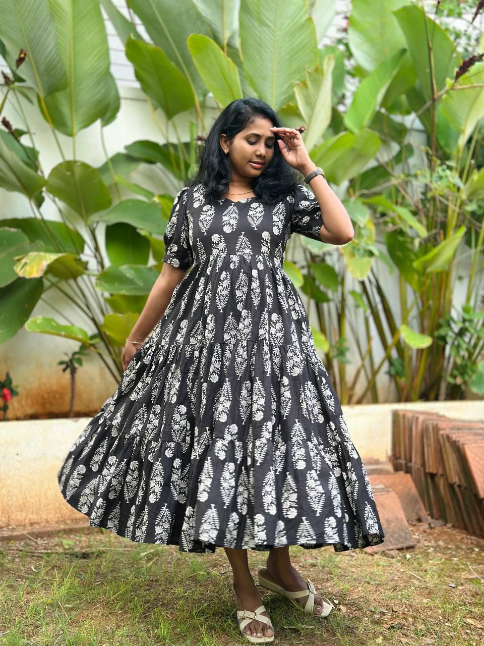 Ntroducing our latest  essential: the  Floral Dress. Crafted for comfort, this easy-breezy dress features a delightful  floral print. With a charming back knot detail and playful frill at the bottom, it’s perfect for sunny days
