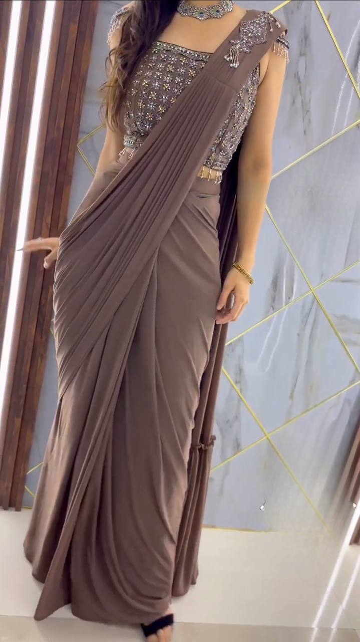 TRENDING STYLE NEW FANCY READY TO WEAR FAUX GEORGETTE SEQUENCE PATCH WORK SAREE AND FULLSTITCHED BLOUSE ??