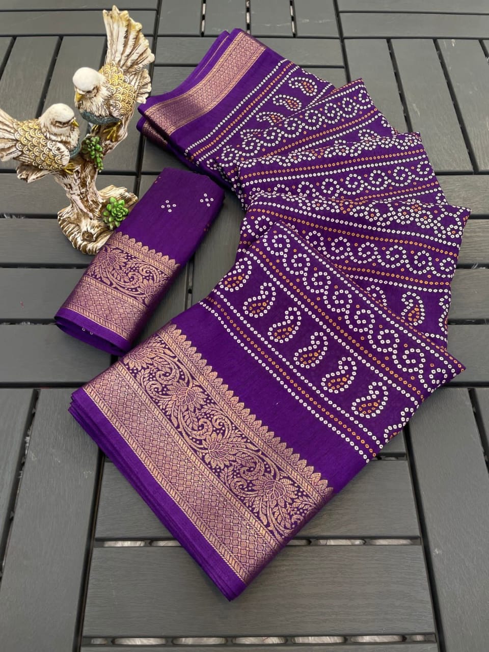 Presenting Enchanting soft Dola silk saree For Intimate And Big Fat Indian Weddings, That Are Light On Your Skin And Uplift Your Wedding Shenanigans.