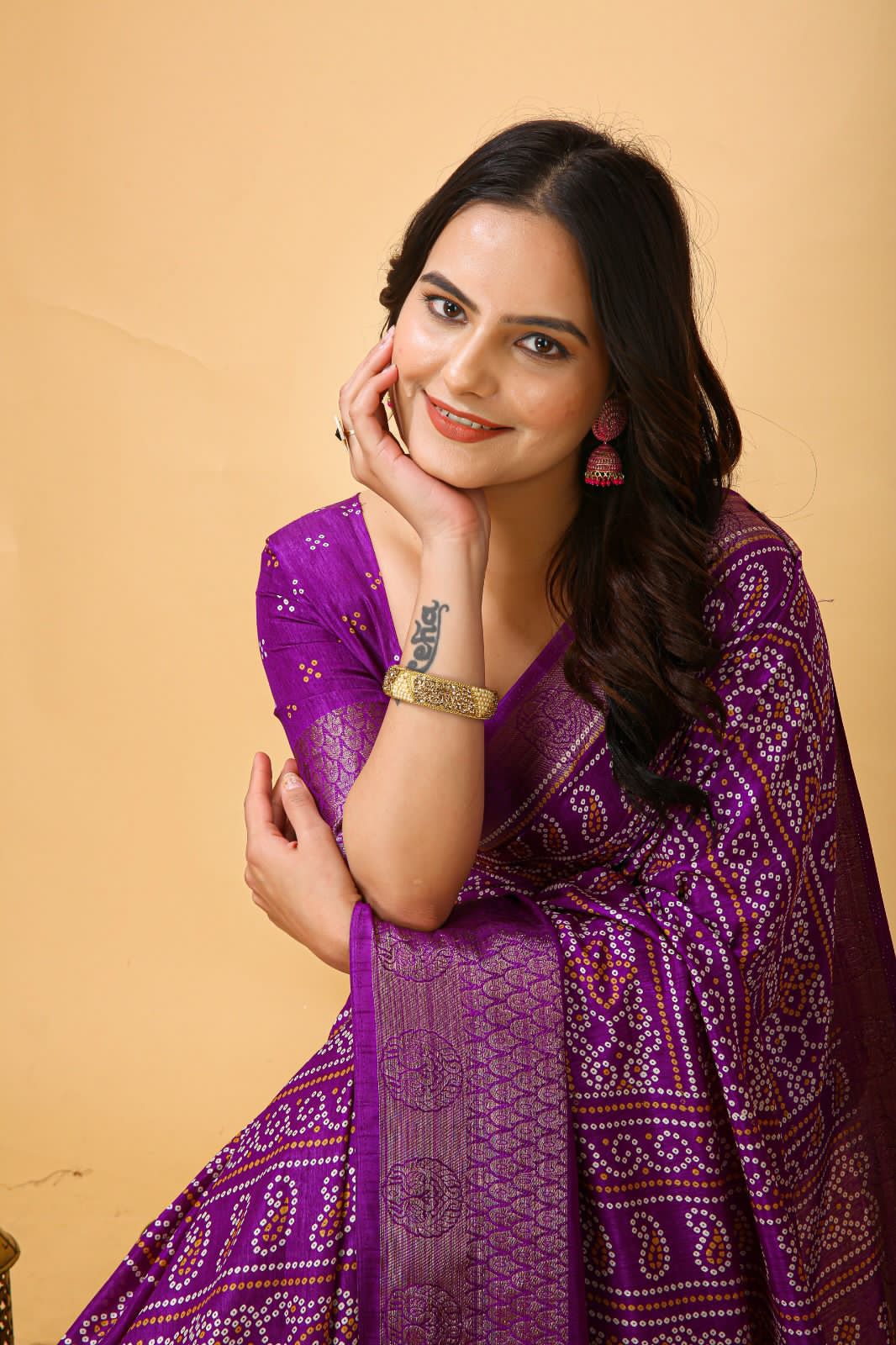 Presenting Enchanting soft Dola silk saree For Intimate And Big Fat Indian Weddings, That Are Light On Your Skin And Uplift Your Wedding Shenanigans.
